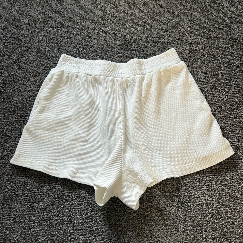 Daily Drills Oversized Thermal Henley and Shorts Set - Picture 3 of 3